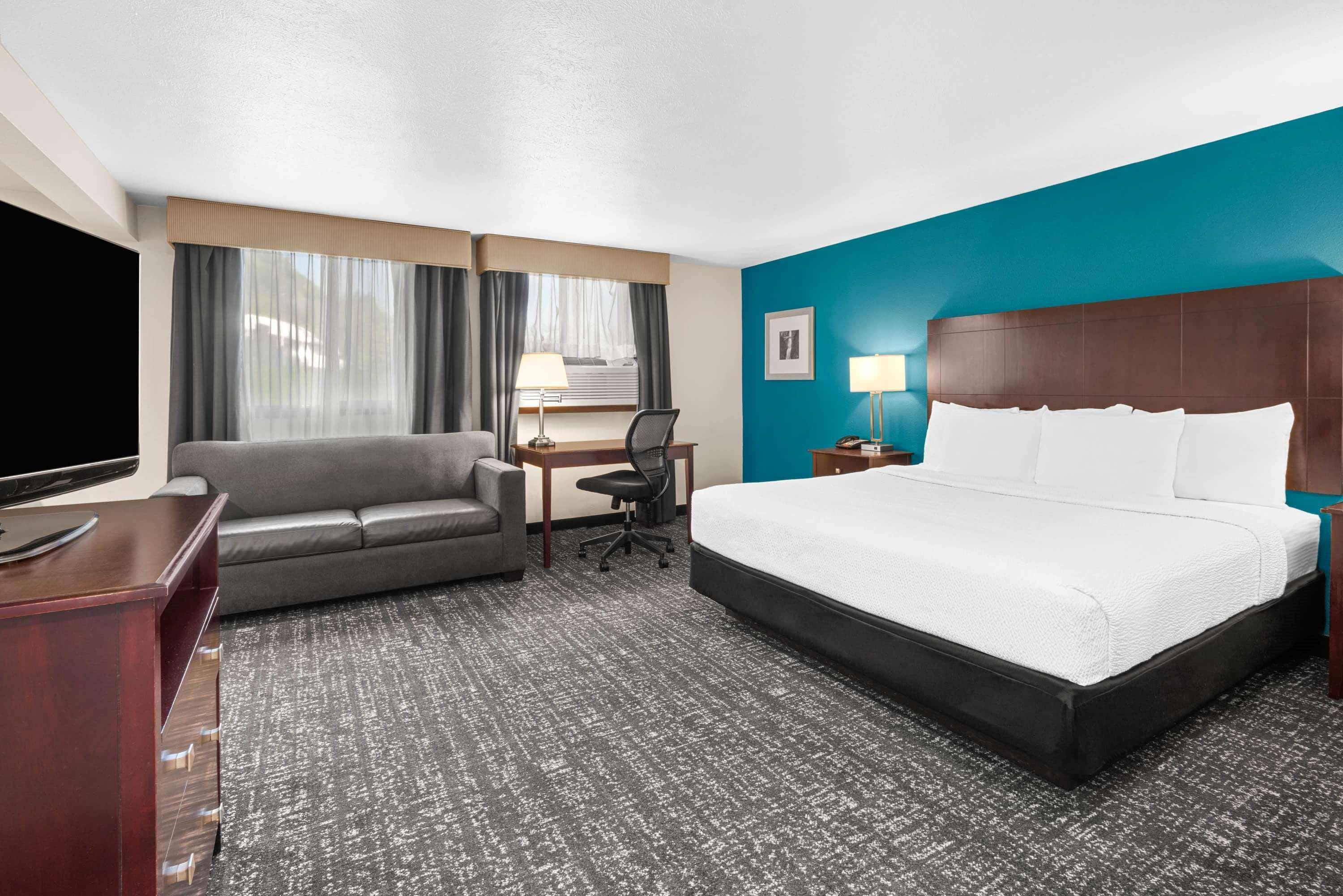 Hotel La Quinta By Wyndham Portland Nw Exterior foto