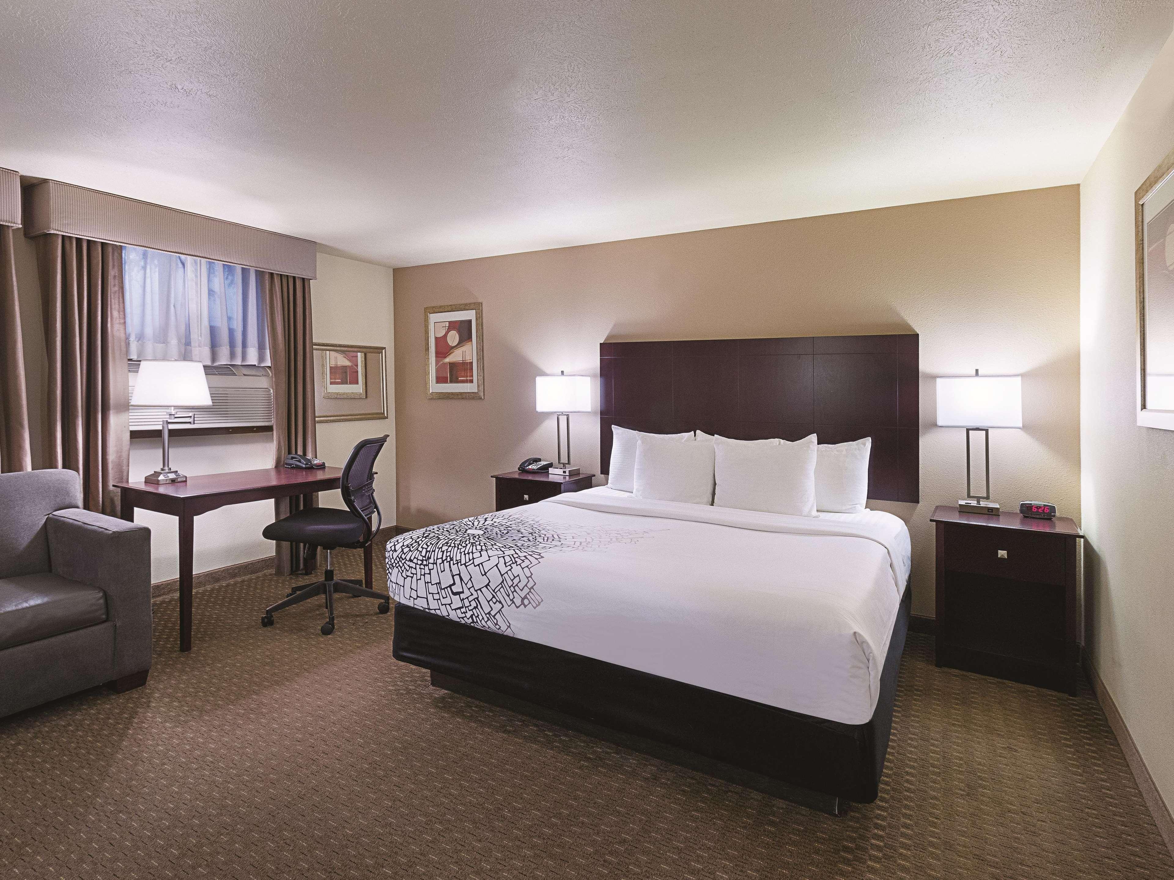 Hotel La Quinta By Wyndham Portland Nw Exterior foto