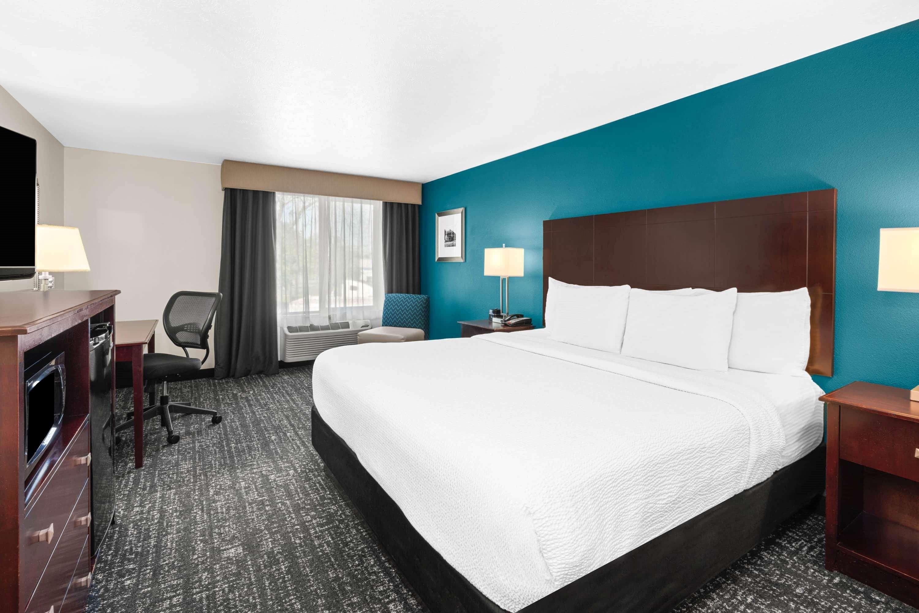 Hotel La Quinta By Wyndham Portland Nw Exterior foto